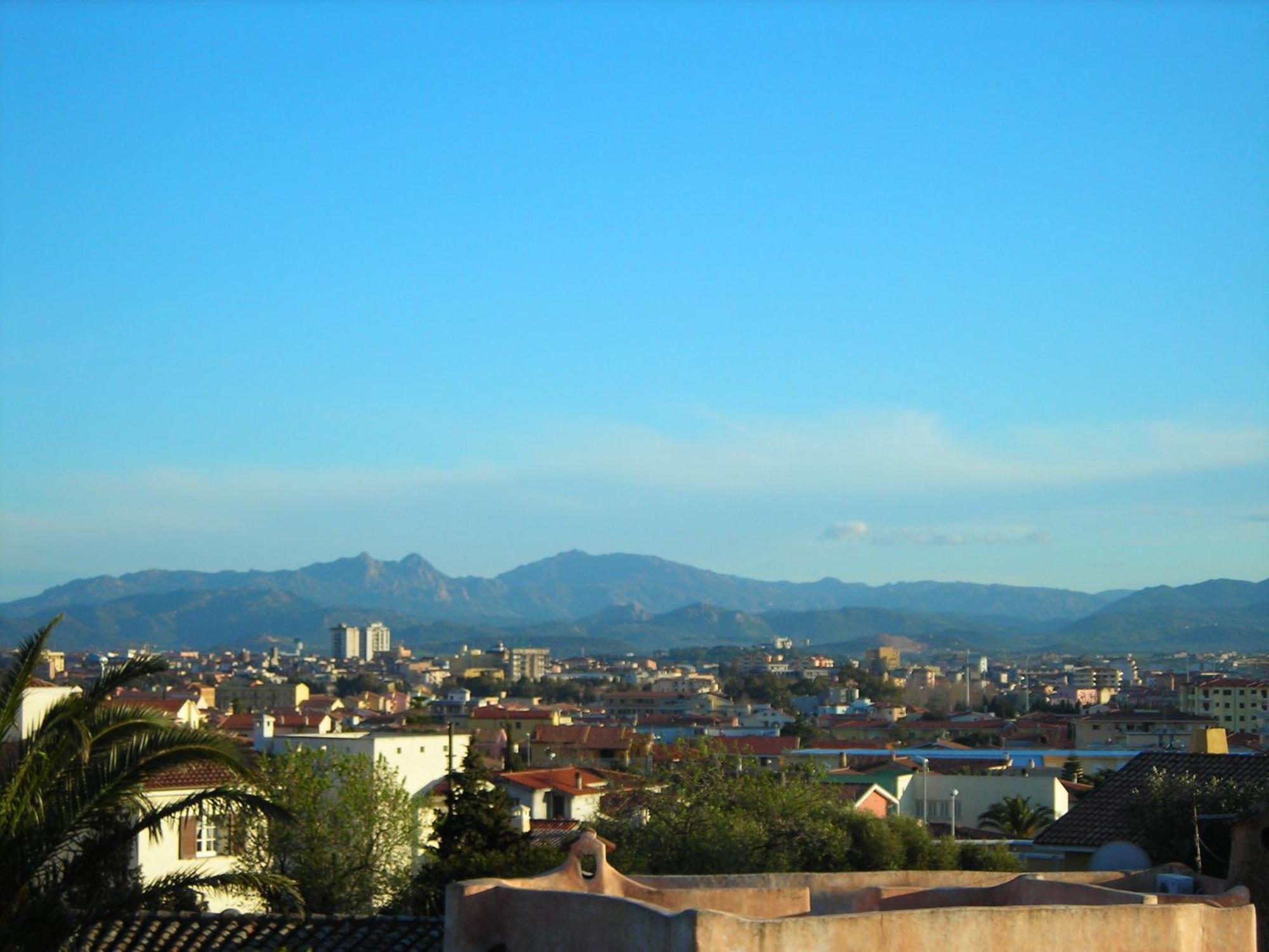 Bed & Breakfast Dessole Olbia Exterior photo
